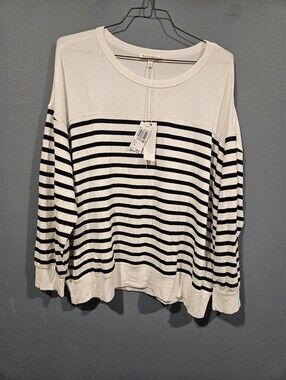 Striped Long-Sleeve Crewneck Top - White & Navy - 3X - BNWT!